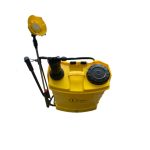 پمپ سمپاش 20 لیتری شارژی دوکاره لوکا